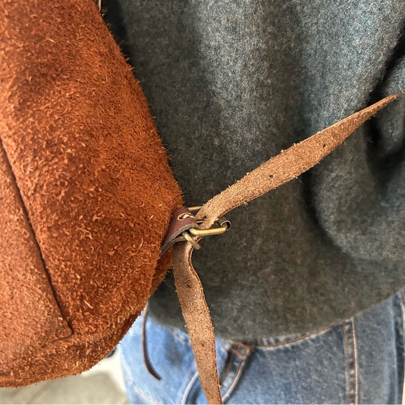 Vintage Brown suede leather backpack with front pocket made in Greece. - Picture 11 of 15